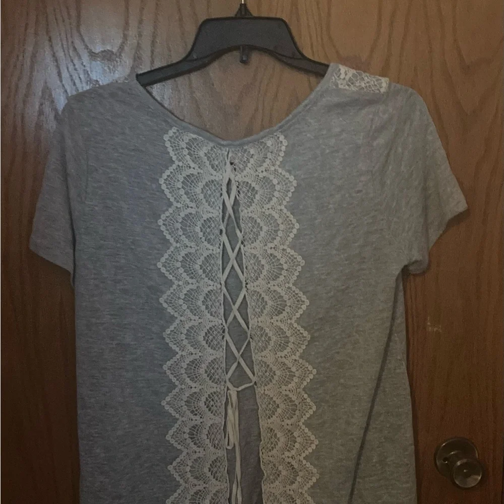 JOLT Gray Open Back Lace-up T-Shirt.  XXL - Picture 2 of 3